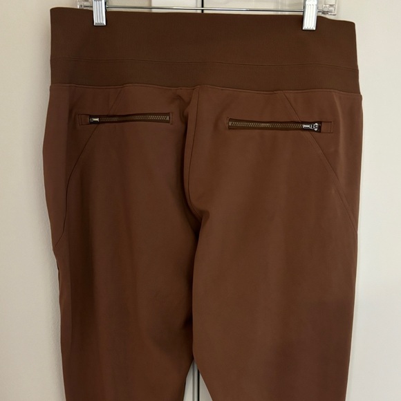 Athleta Venice High Rise Jogger in Brown, Size Large Petite, 25” Inseam #597888 - Picture 9 of 11